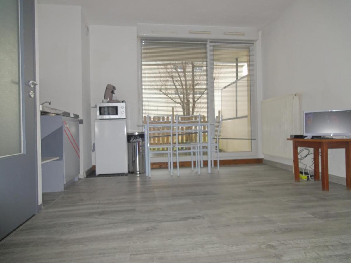 Logement Type Studio 1 Piece Proche Zenith Strasburgo Esterno foto