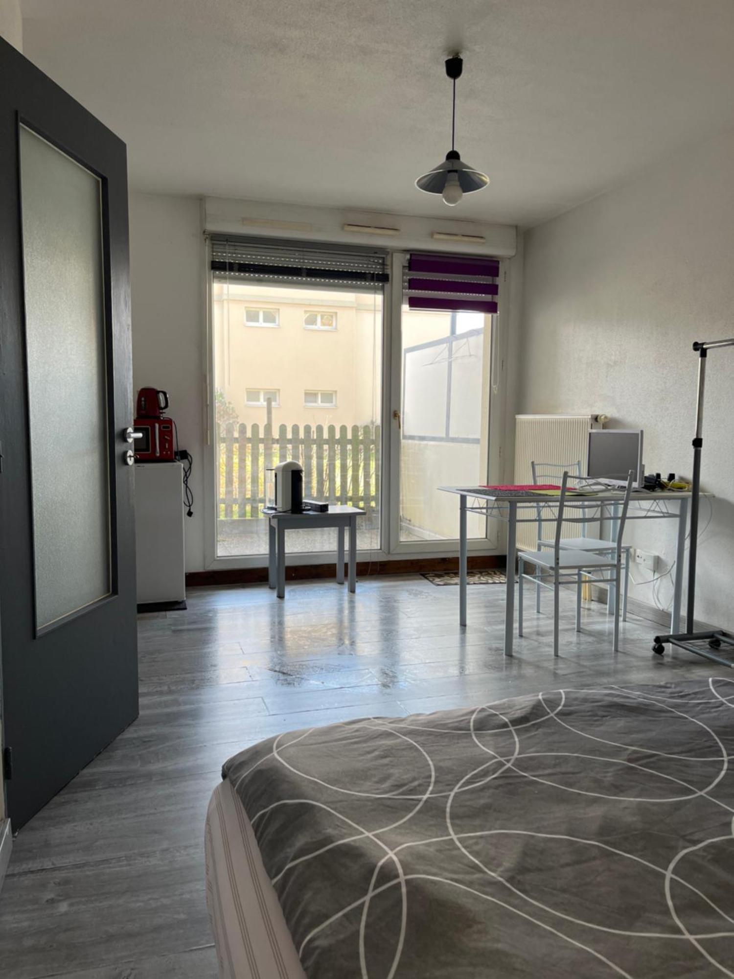 Logement Type Studio 1 Piece Proche Zenith Strasburgo Esterno foto